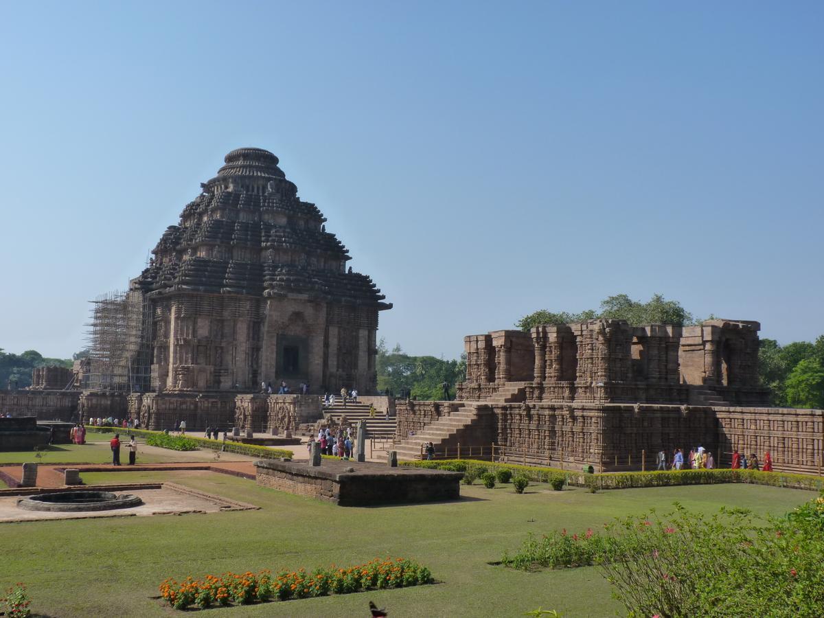 Hotel Sun Plaza-Near Konark Sun Temple- Couple Friendly-Best Choice Of Travellers Exterior photo