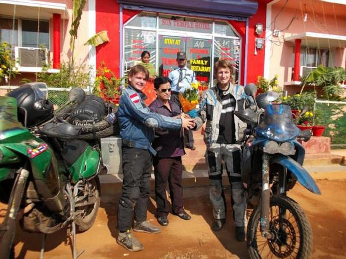 Hotel Sun Plaza-Near Konark Sun Temple- Couple Friendly-Best Choice Of Travellers Exterior photo